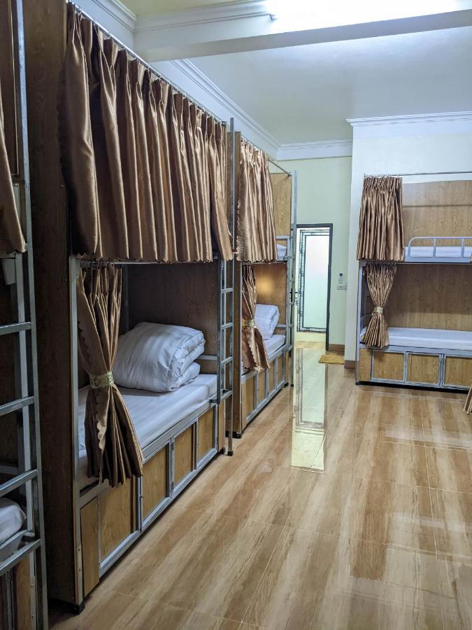 Train Station Backpackers Hostel Ninh Binh Bagian luar foto