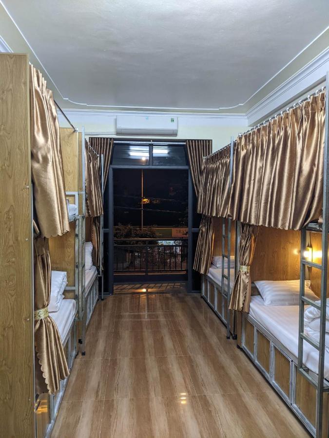 Train Station Backpackers Hostel Ninh Binh Bagian luar foto